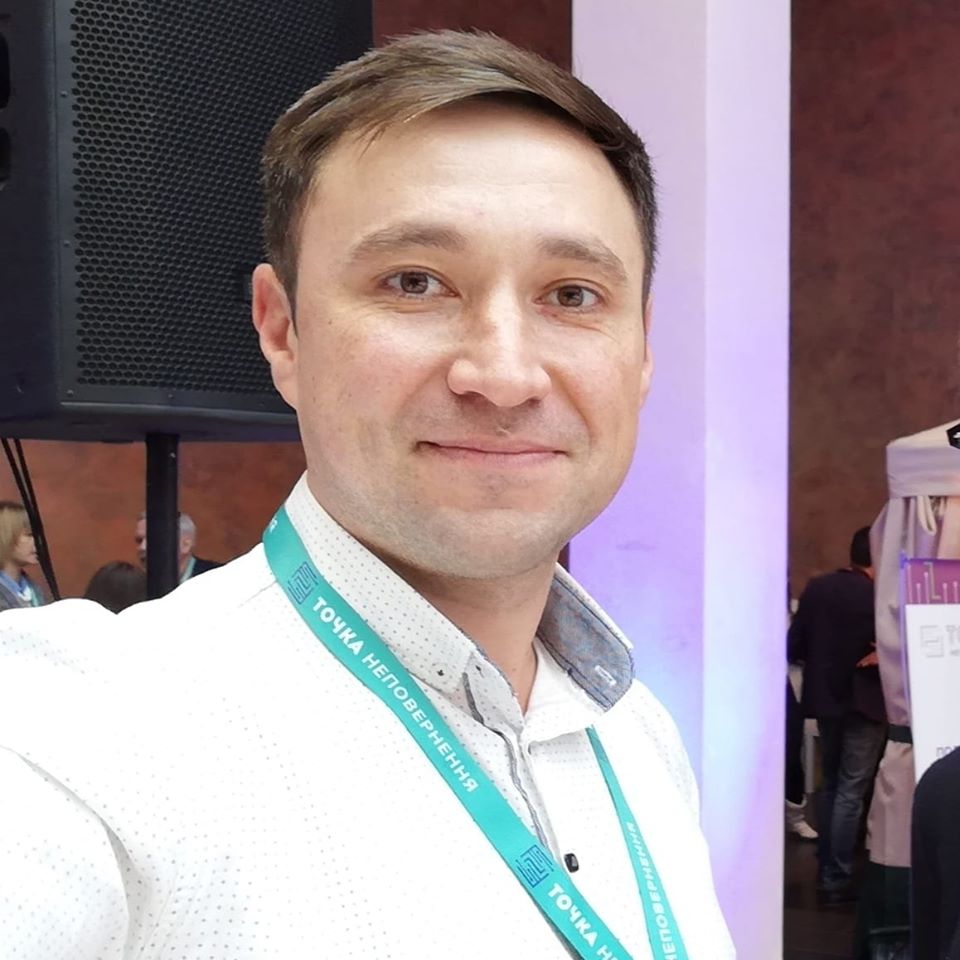 Петренко Володимир - голова благодійної організації